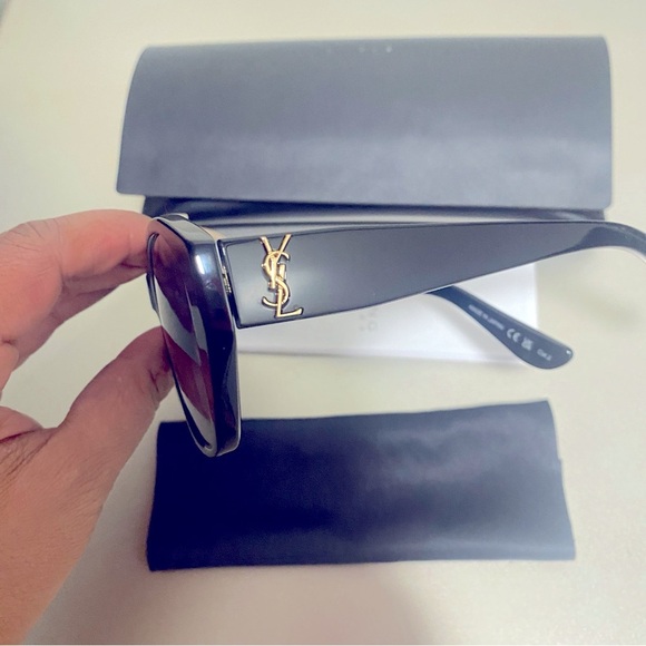NEW SAINT LAURENT YSL SL M8/FN 001 Sunglasses in Black With YSL Logo in Gold - Picture 6 of 16